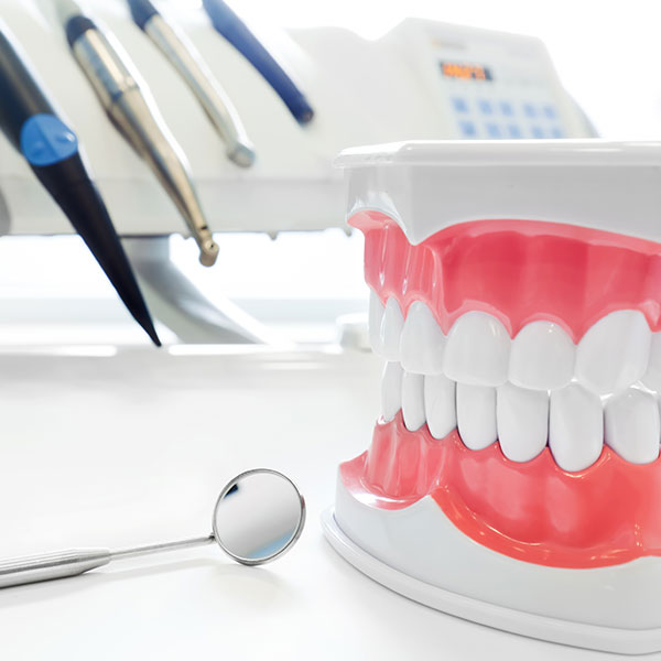 假牙贗復<span> Denture Prosthesis</span>